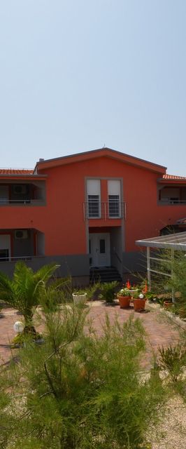 Apartmanok Parkolóhellyel Vir - 18562