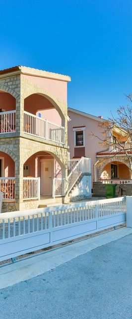 Apartmanok A Tenger Mellett Vir - 18572