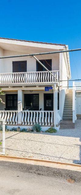 Apartmanok A Tenger Mellett Vir - 18586