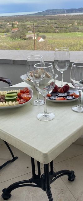 Kisleshegy Vendégház Balatonudvari