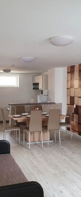 Família Apartman Cserkeszőlő
