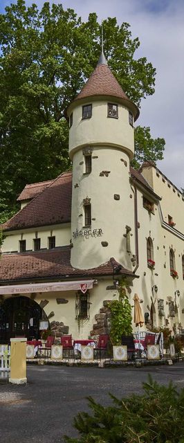 REZIDENCE ZÁMEČEK - BOUTIQUE HOTEL