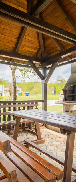 Apartmanok Gyermekes Családok Részére Lipovača, Plitvice - 19450 Lipovača