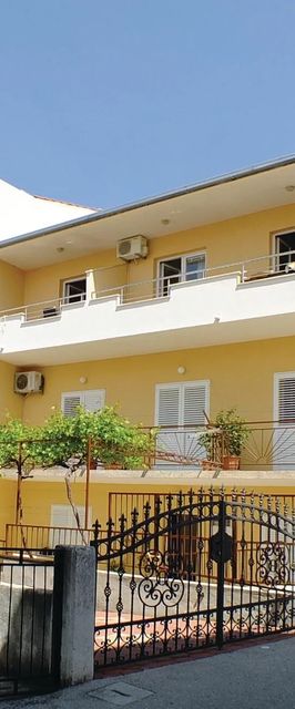 Apartman Baška Voda - CDE542