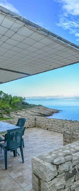 House Krunoslav Postira