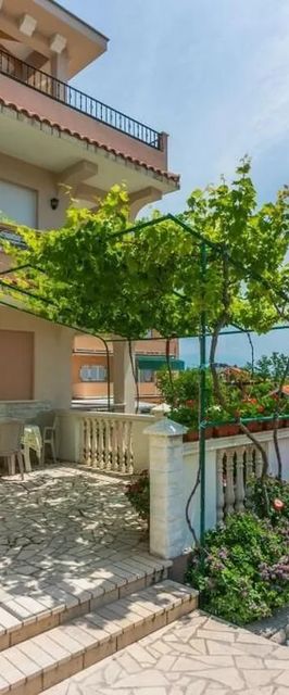 Apartmanok Parkolóhellyel Lopar, Rab - 18388 Lopar