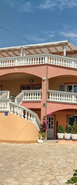 Apartmanok Parkolóhellyel Vodice - 18428