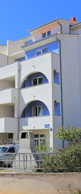 Apartmanok Parkolóhellyel Businci, Ciovo - 18800 Bušinci