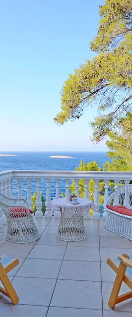 House Ivan Prigradica