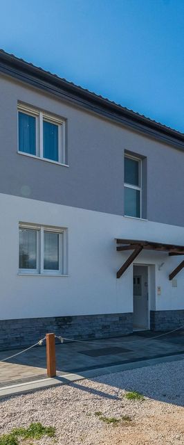 Apartmanok Parkolóhellyel Vir - 19332