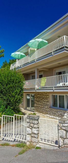 Apartments Robić Selce