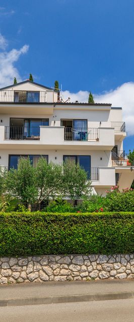 Apartments Rak Dramalj