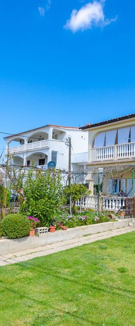 Apartments Mijatović Lopar