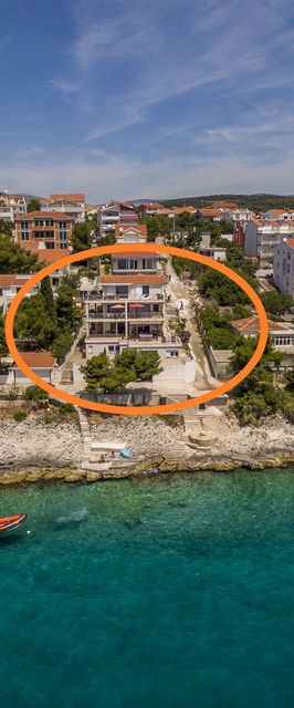 Apartment Helli Okrug Gornji