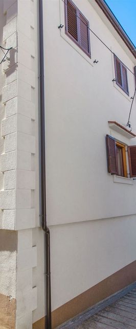 Apartments Jakša Jelsa