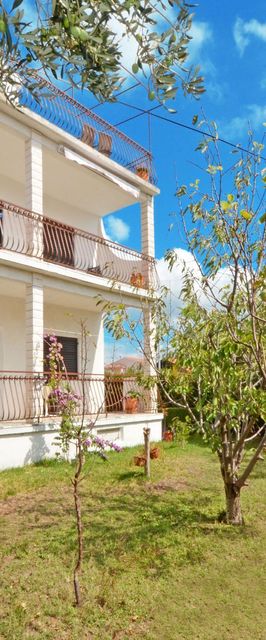 Apartments Petar Rogoznica