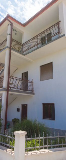 Apartment Lorenzo Seget Donji