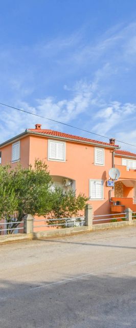 Apartments Mihaela Dobropoljana