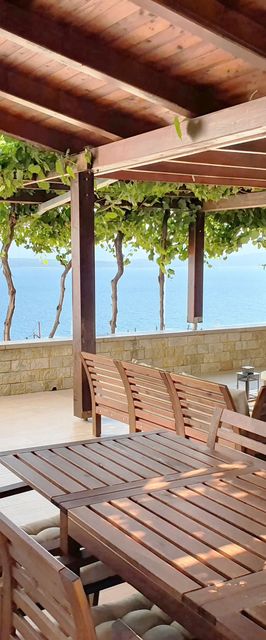 House Majda Nerezisce