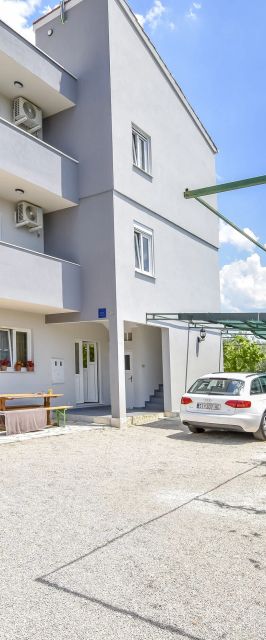 Apartments Juro Rogoznica
