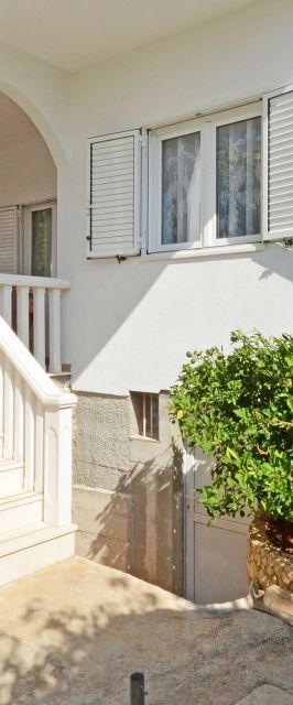 Apartment Nada Rogoznica II