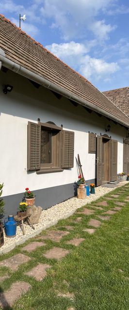 Gémeskút Apartmanház Kővágóörs