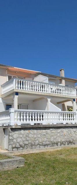 Apartmanok Parkolóhellyel Krk - 19365