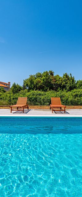 Apartments Nikola Nin