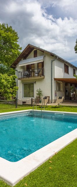 House Green valley Grižane