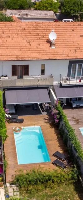 Apartments Annela Seget Donji