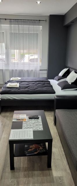 Kardos Apartman**** Eger