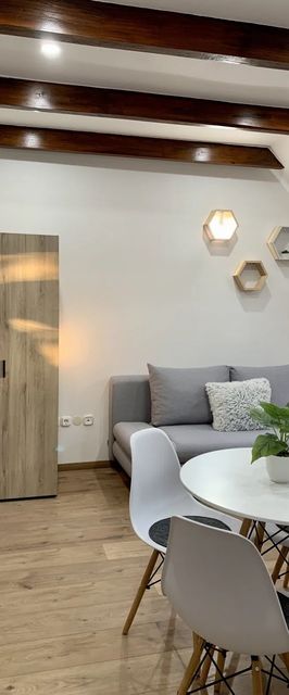 Barbakán Apartman 1.Gyula