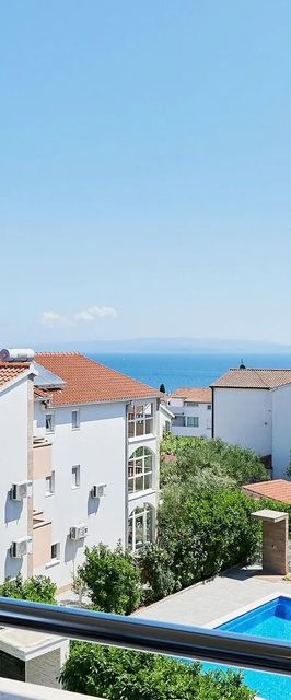 Apartment Adria Okrug Gornji