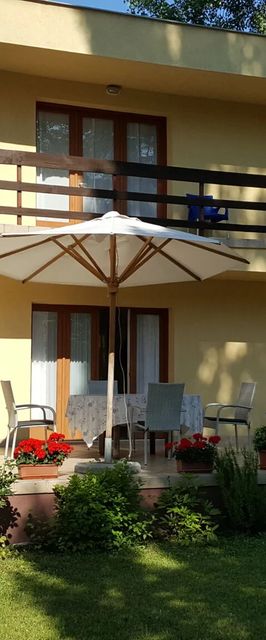 Kis Öböl Apartman Balatonszemes