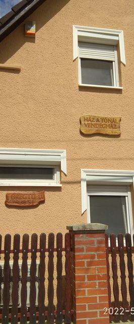 Ház a tónál Vendégház Nyékládháza