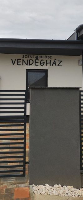 Szentmiklósi Vendégház Gyulaháza