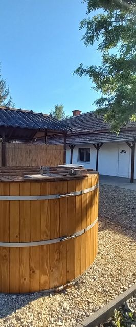 Dézsa-Vü Vendégház Sarud