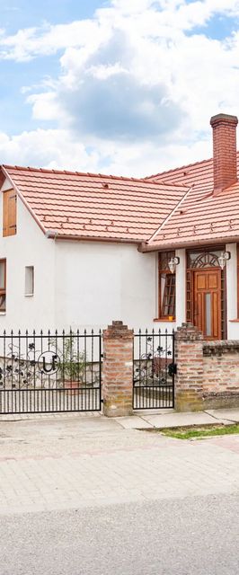 Urszics Családi Panzió Villány