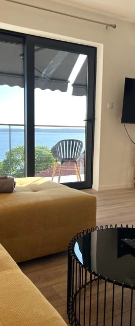 Apartments Suzzy Dramalj