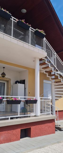 Tavirózsa Apartman Gyenesdiás