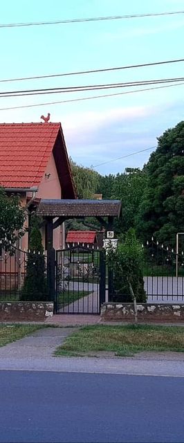 Kakasos Vendégház Tiszafüred-Tiszaörvény