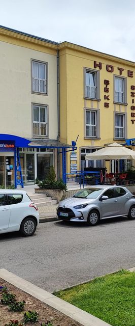 Hotel Béke Sziget Komló