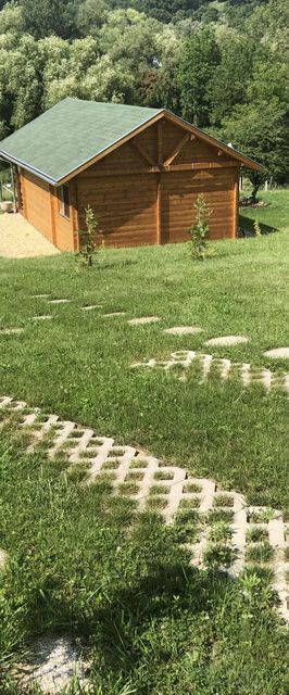 Csendes-völgy Faház Verőce