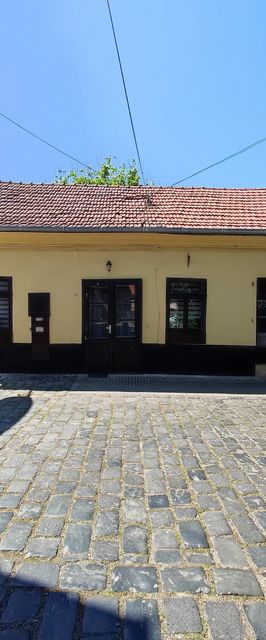 Deák Szobák Nagykőrös