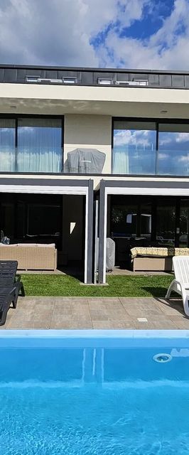 Almádi Luxus Apartman 2 Balatonalmádi