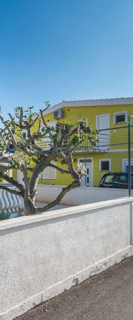 Apartments Poslon Vir