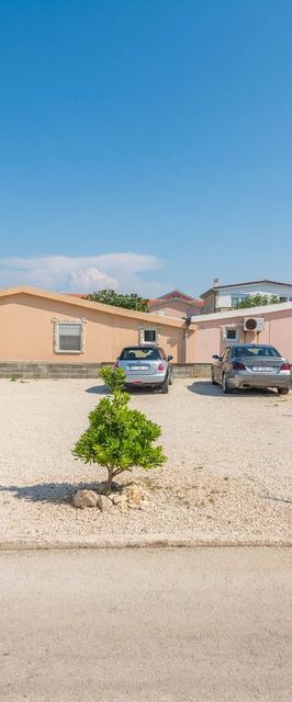 Apartments Delic Pejic Vir II