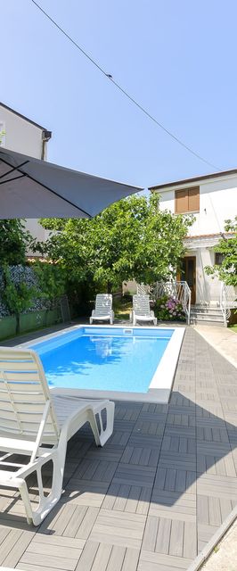 Apartment Milena Srima