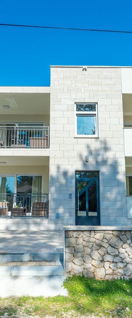 Apartment Martan Vir II