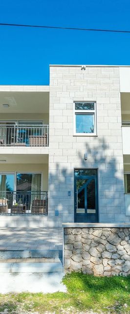 Apartment Martan Vir II